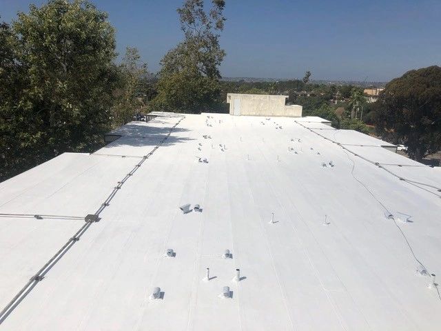 Commercial flat roof with HVAC
